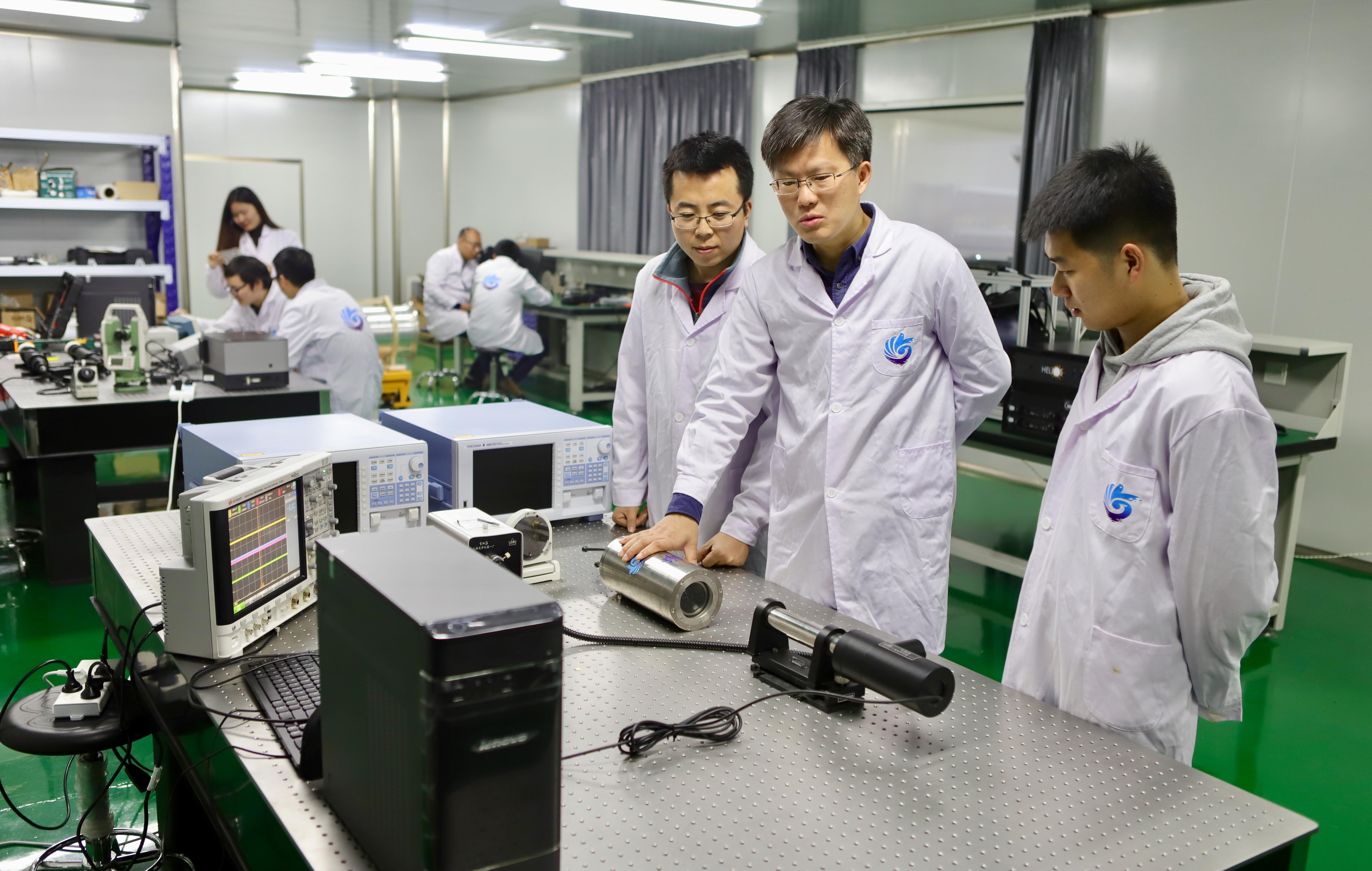 實驗室裝修 - 電路鋪設 實驗室裝修 - 電路鋪設(圖2)